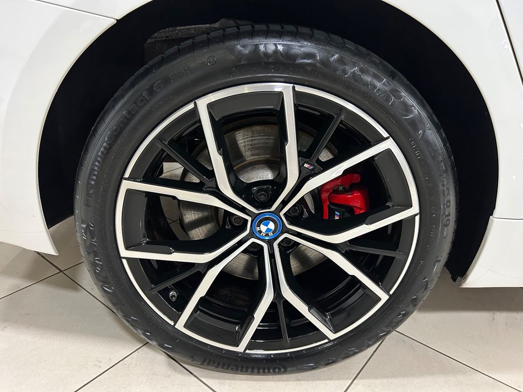 2022 BMW 5 Series
