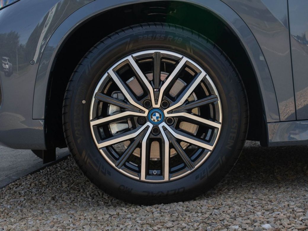2025 BMW X1