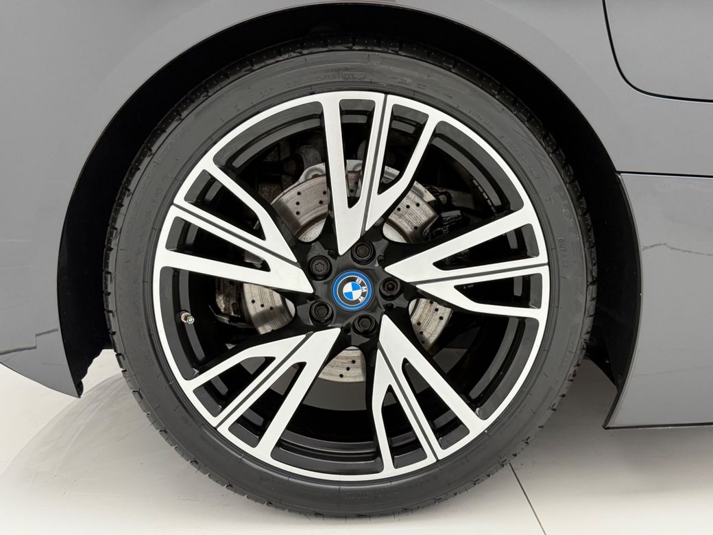 2020 BMW i8
