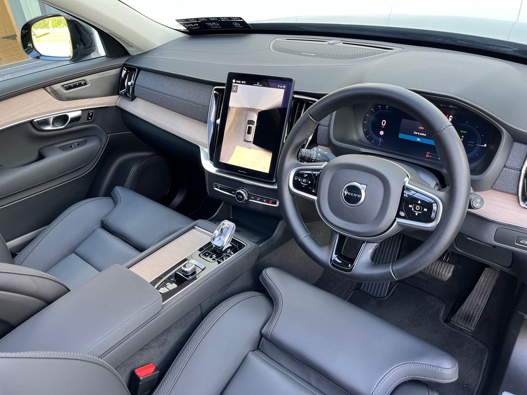 2025 Volvo XC90