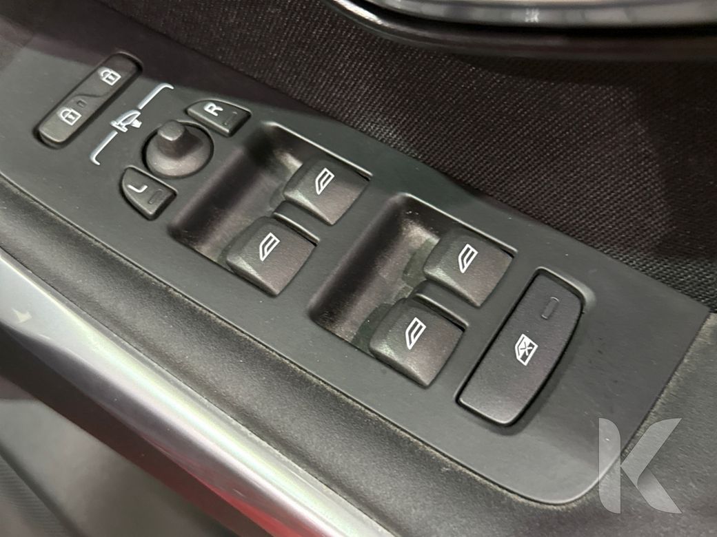 2019 Volvo V40