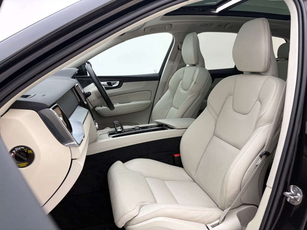2022 Volvo XC60