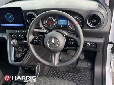 2025 White Mercedes-Benz Citan