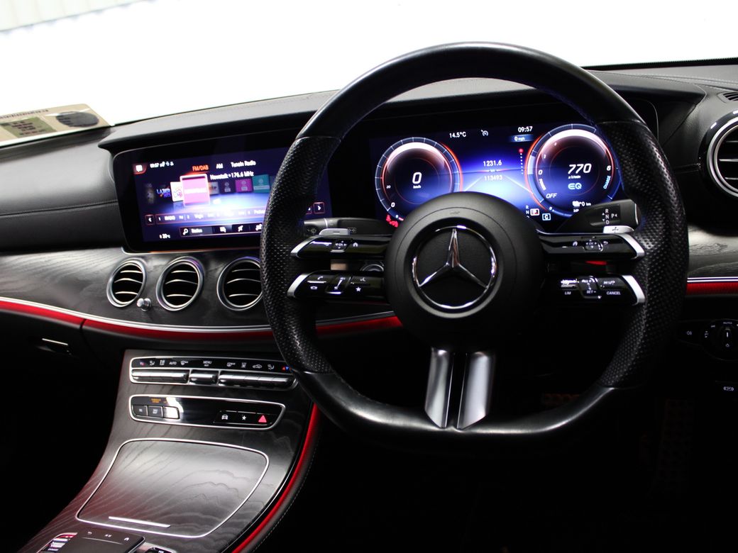 2021 Mercedes-Benz E 300