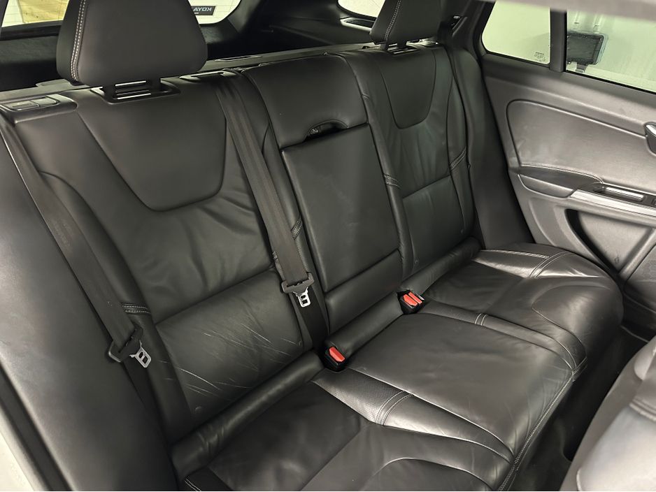2016 Volvo V60
