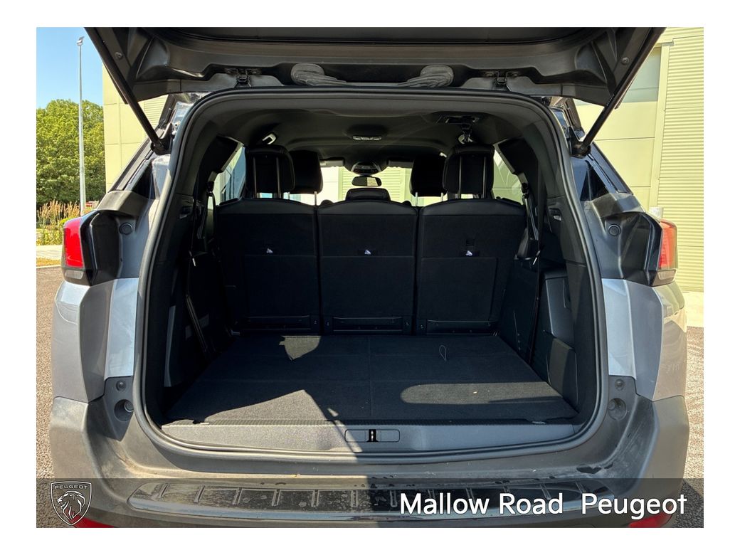 2024 Peugeot 5008