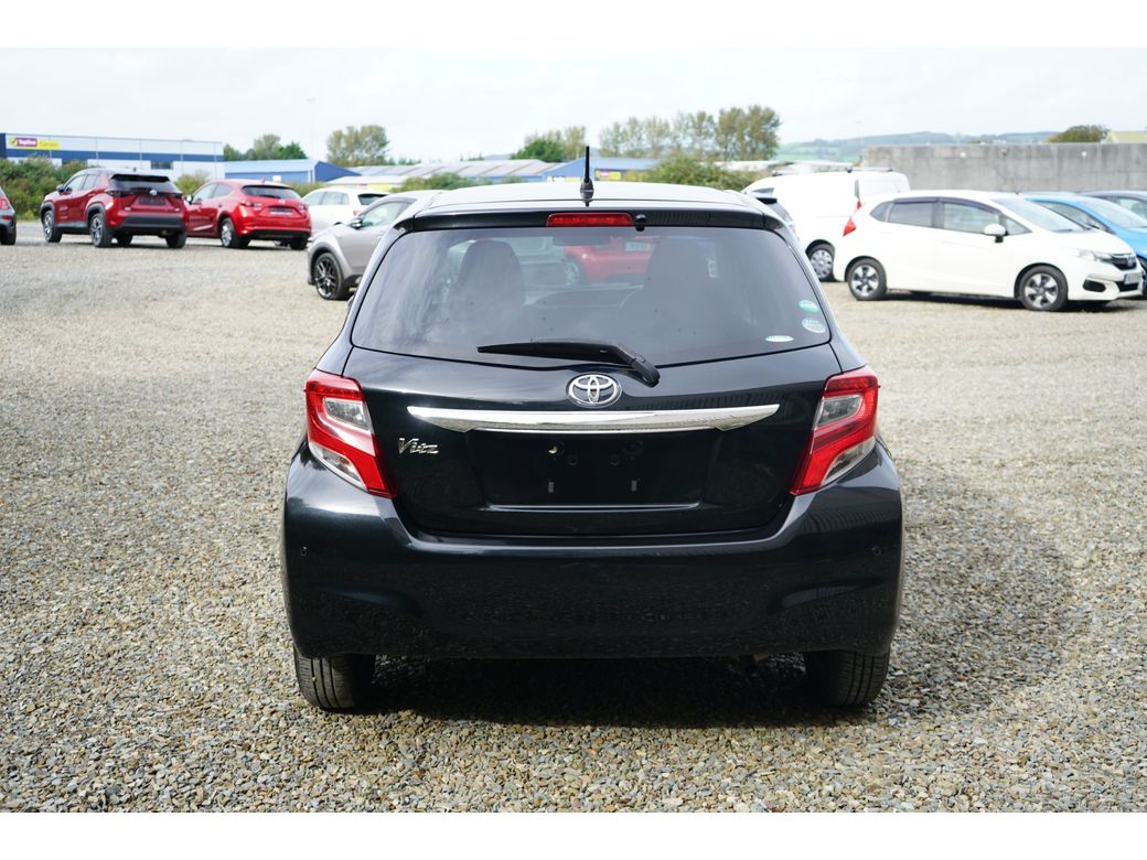 2016 Toyota Vitz
