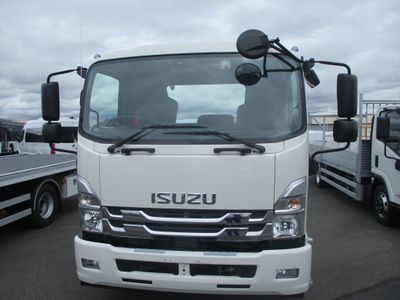 2025 Isuzu NPR