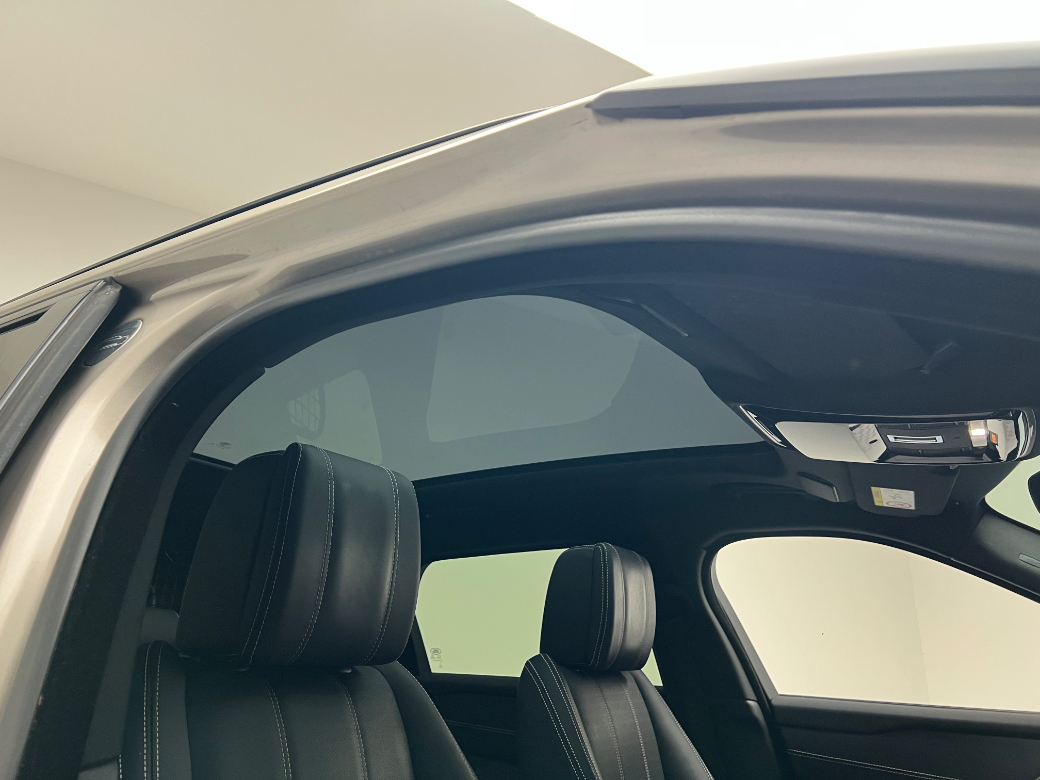 2022 Land Rover Range Rover Velar