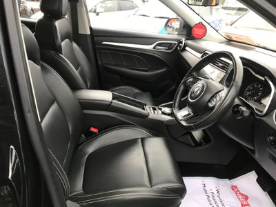 2021 MG ZS