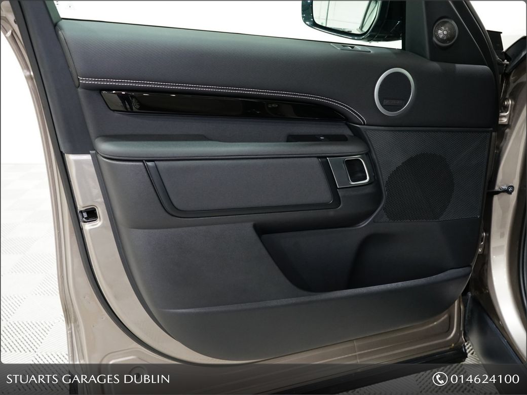 2025 Land Rover Discovery