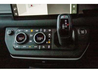 2025 Land Rover Defender