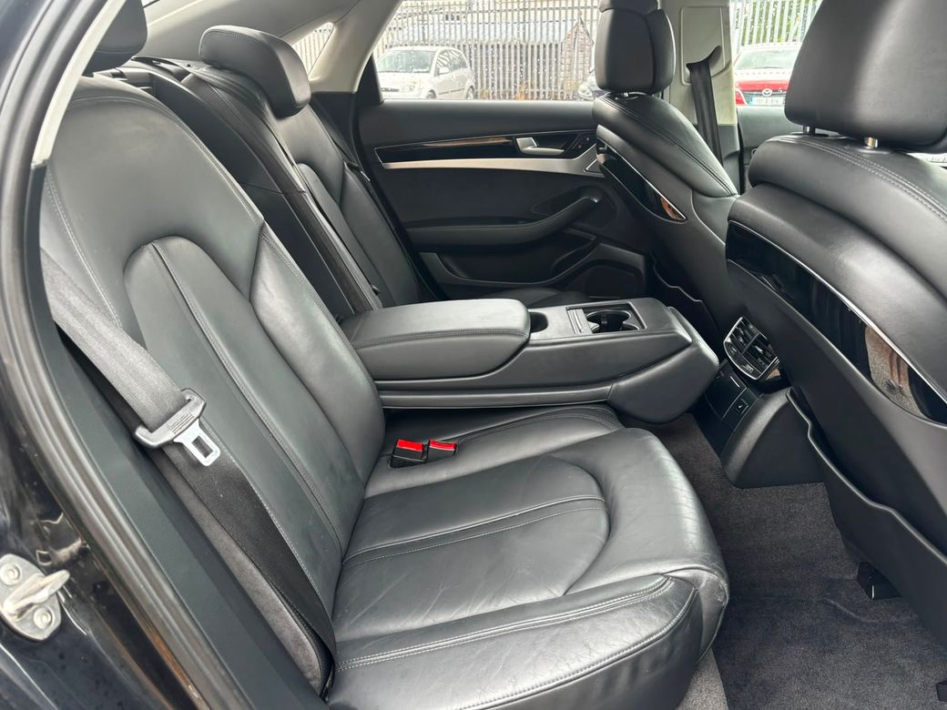 2016 Audi A8
