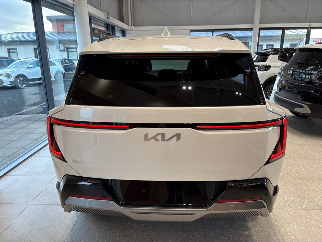 2026 Kia EV5