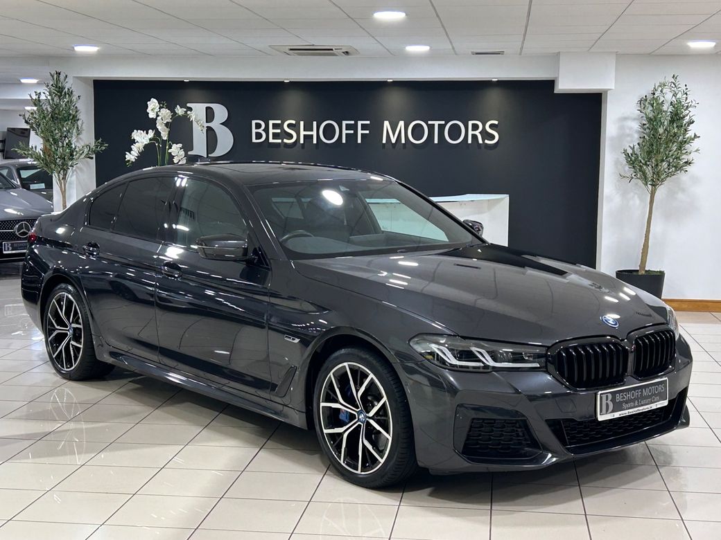 2022 BMW 5 Series