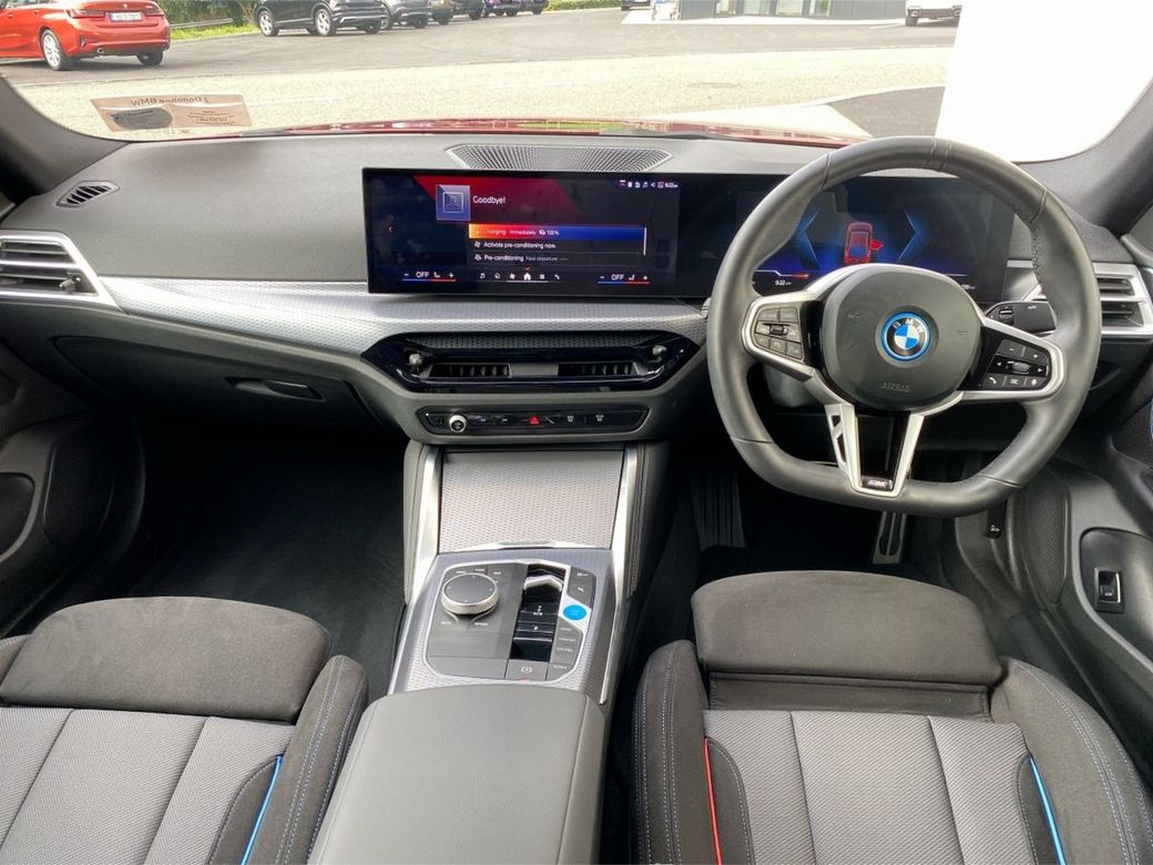 2025 BMW i4