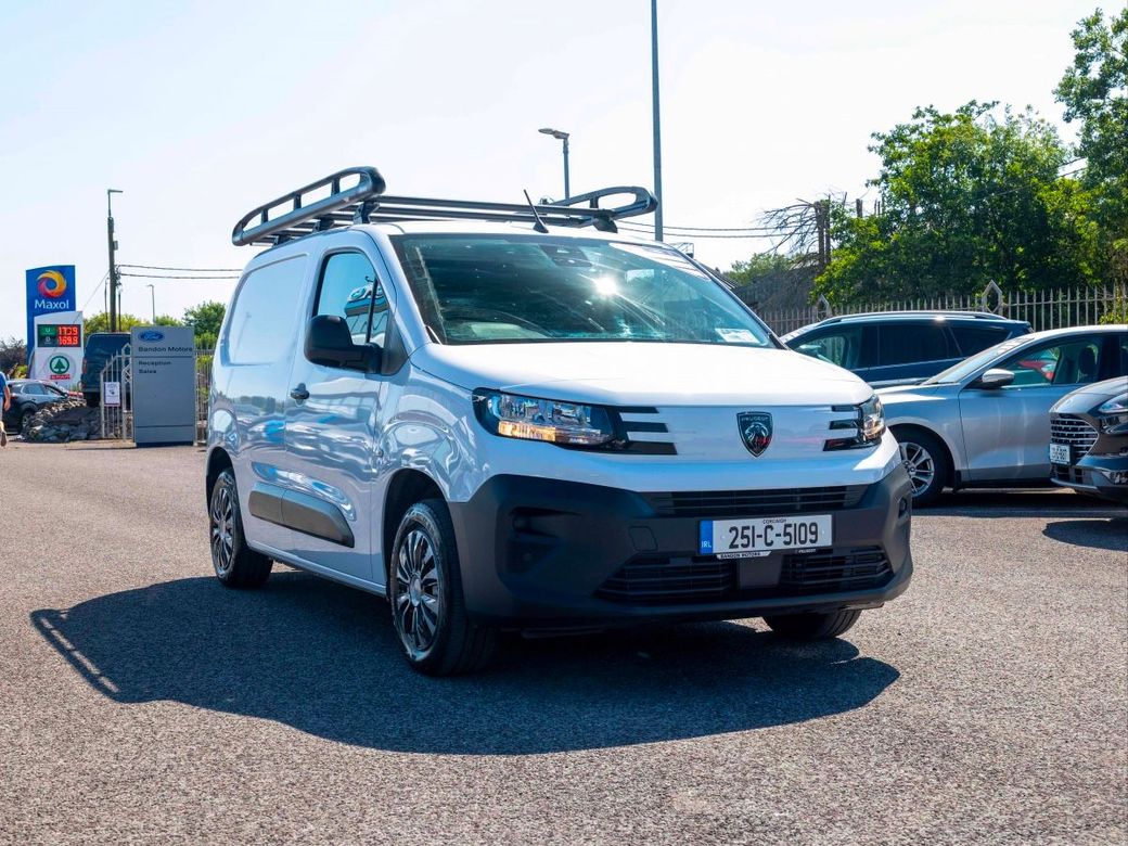 2025 Peugeot Partner
