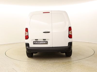 2022 Peugeot Partner