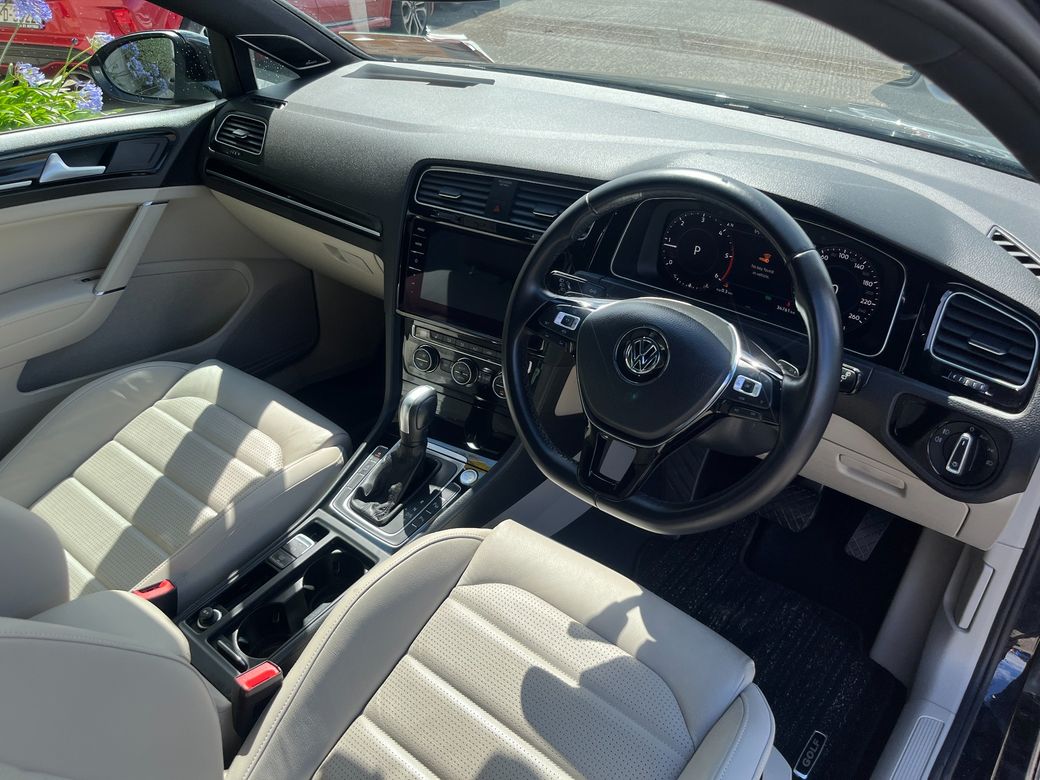 2020 Volkswagen Golf