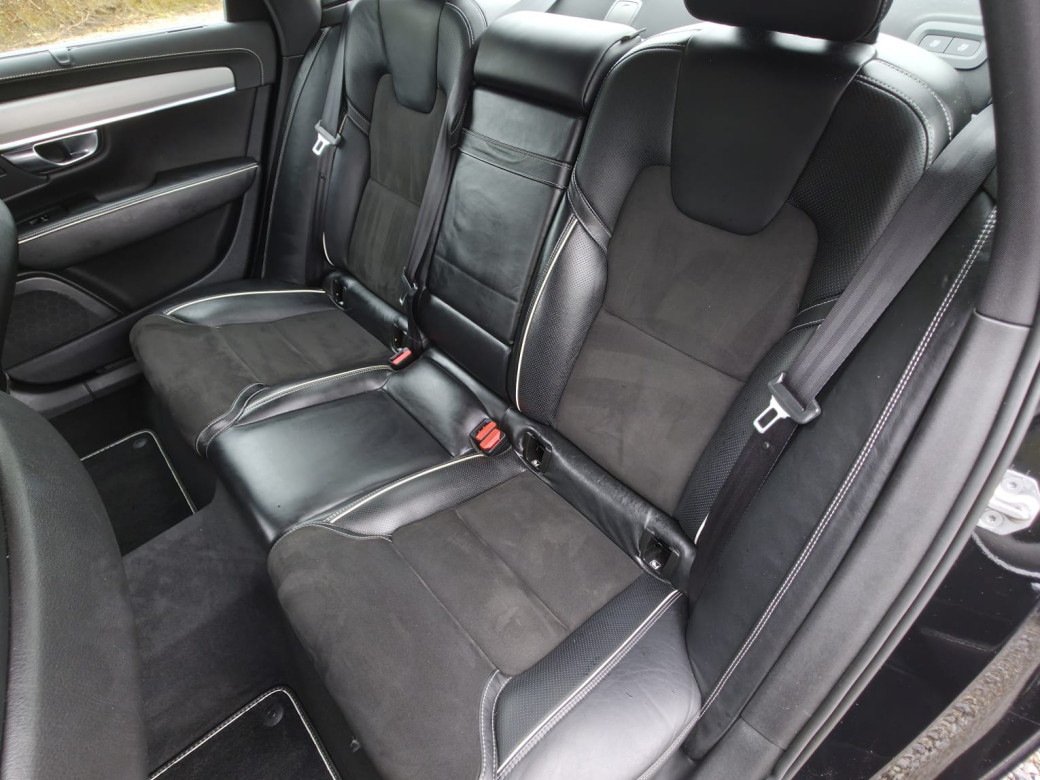 2019 Volvo S90