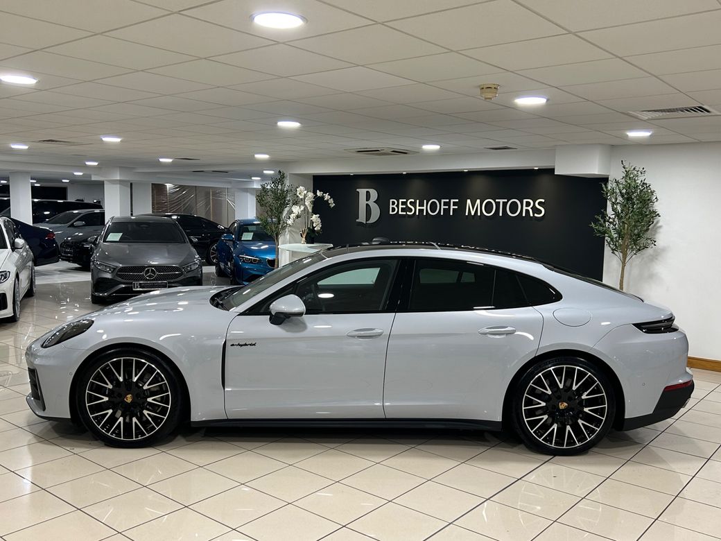 2024 Porsche Panamera