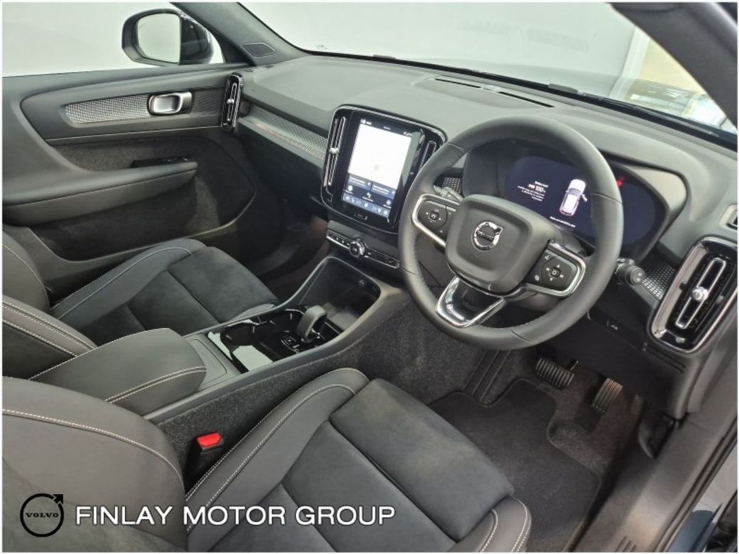 2026 Volvo Ex40
