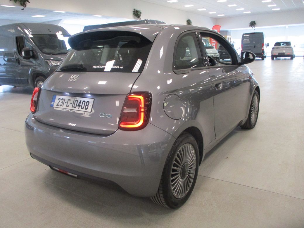 2023 Fiat 500e
