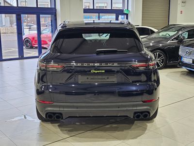 2023 Porsche Cayenne