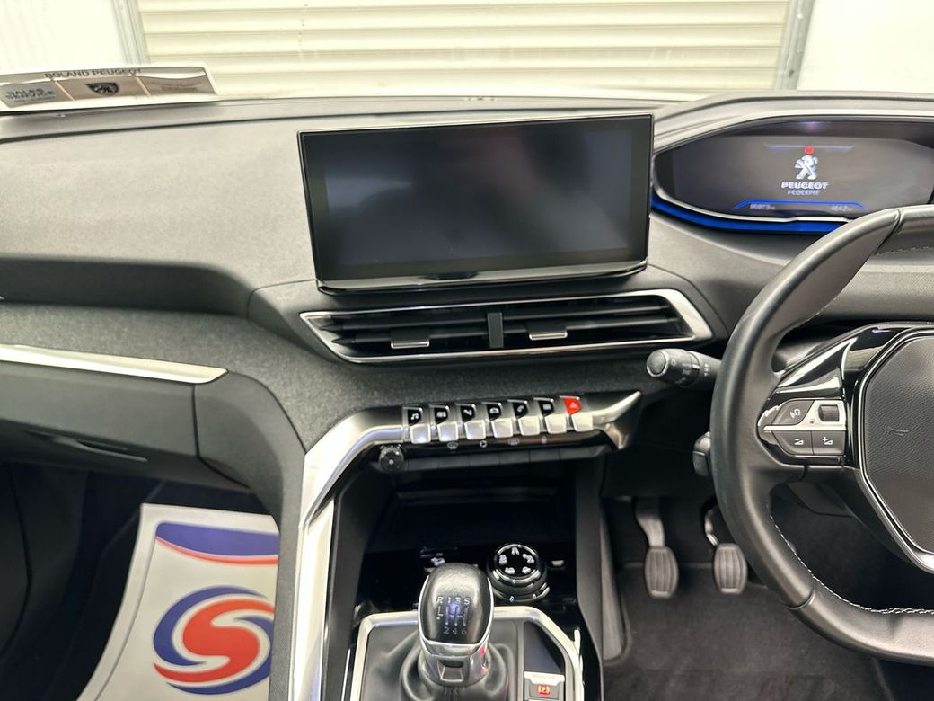 2021 Peugeot 3008