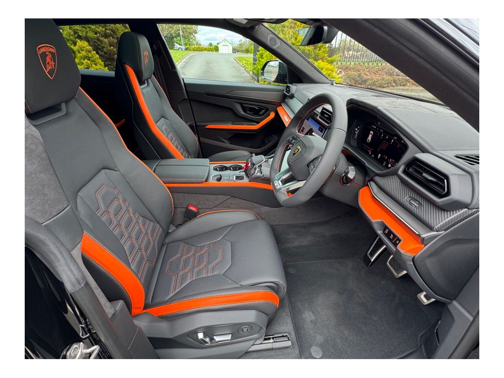 2025 Lamborghini Urus