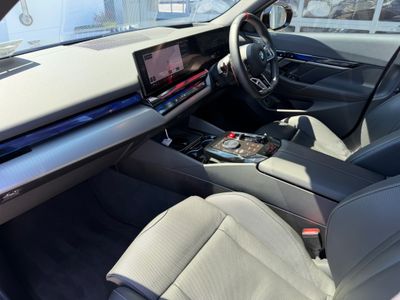 2025 BMW M5