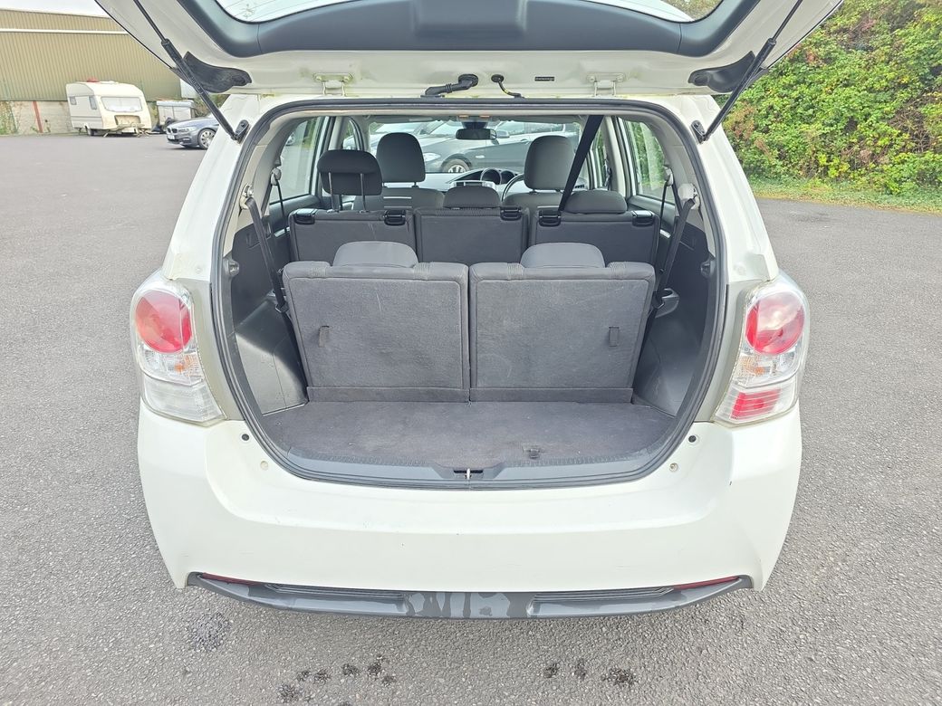 2016 Toyota Verso