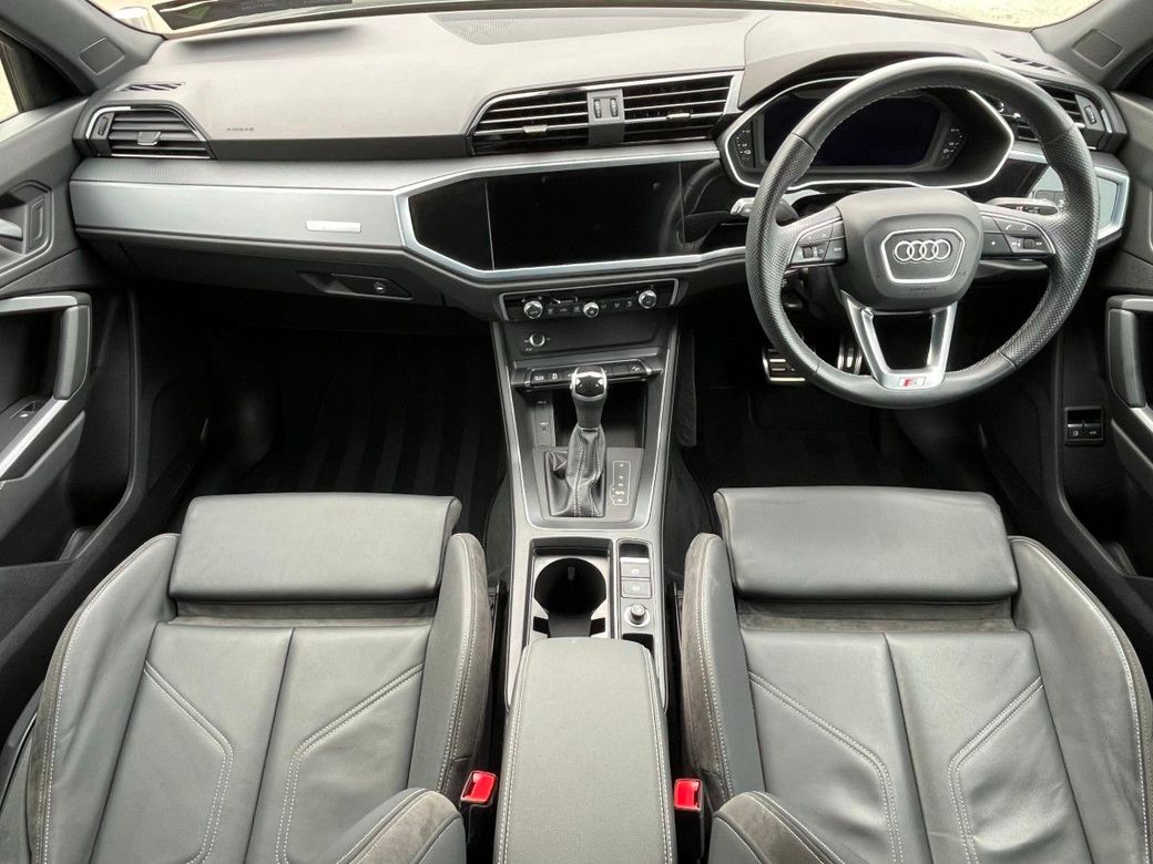 2022 Audi Q3
