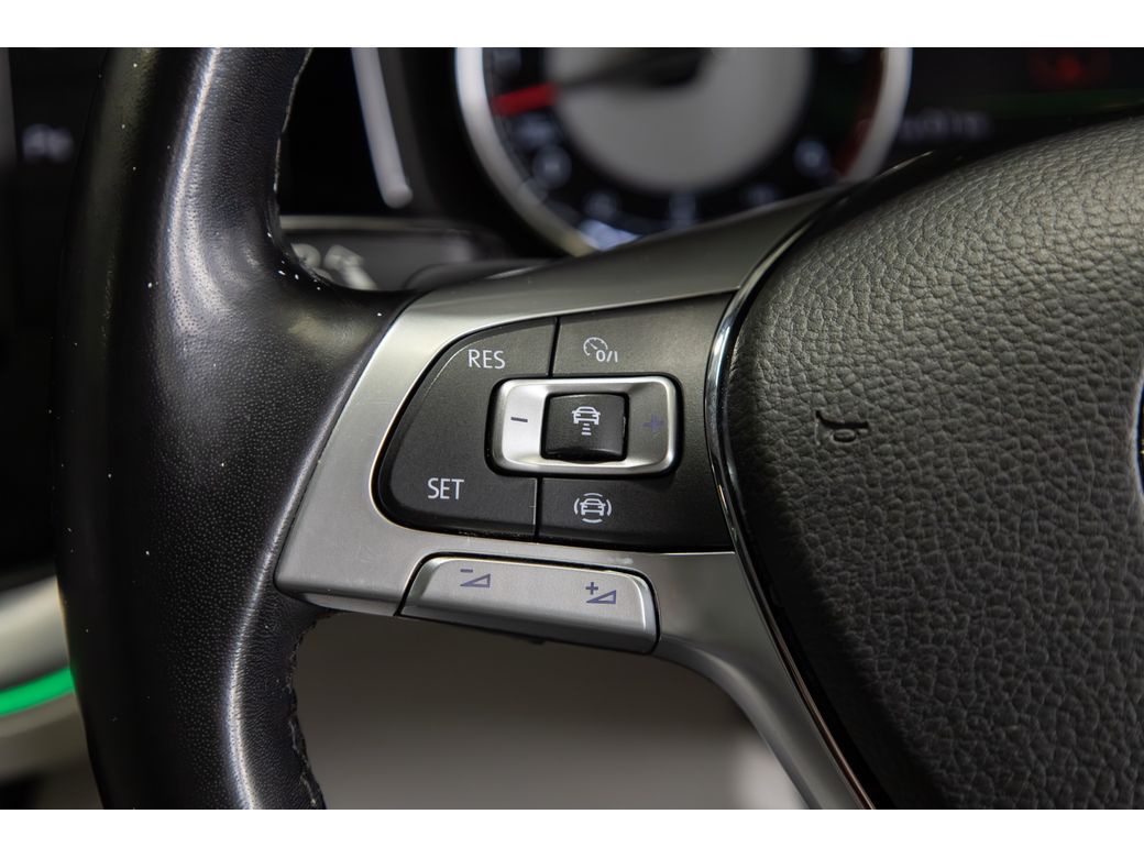 2020 Volkswagen Touareg