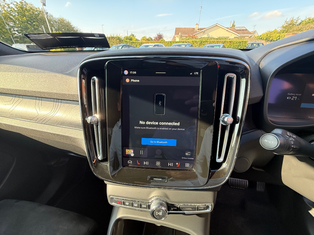 2022 Volvo XC40