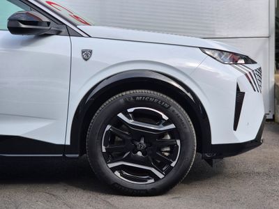 2025 Peugeot 3008
