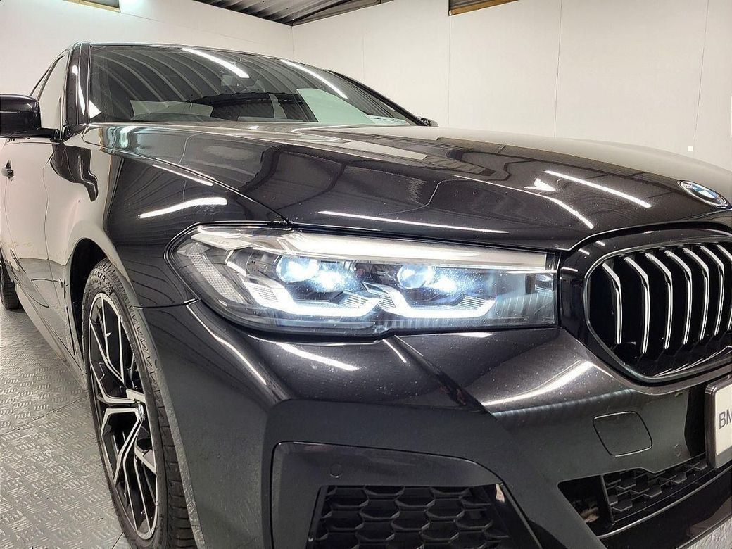 2022 BMW 5 Series