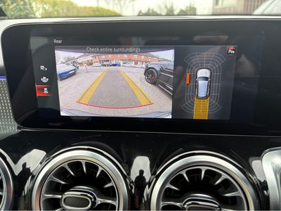 2022 Mercedes-Benz EQB