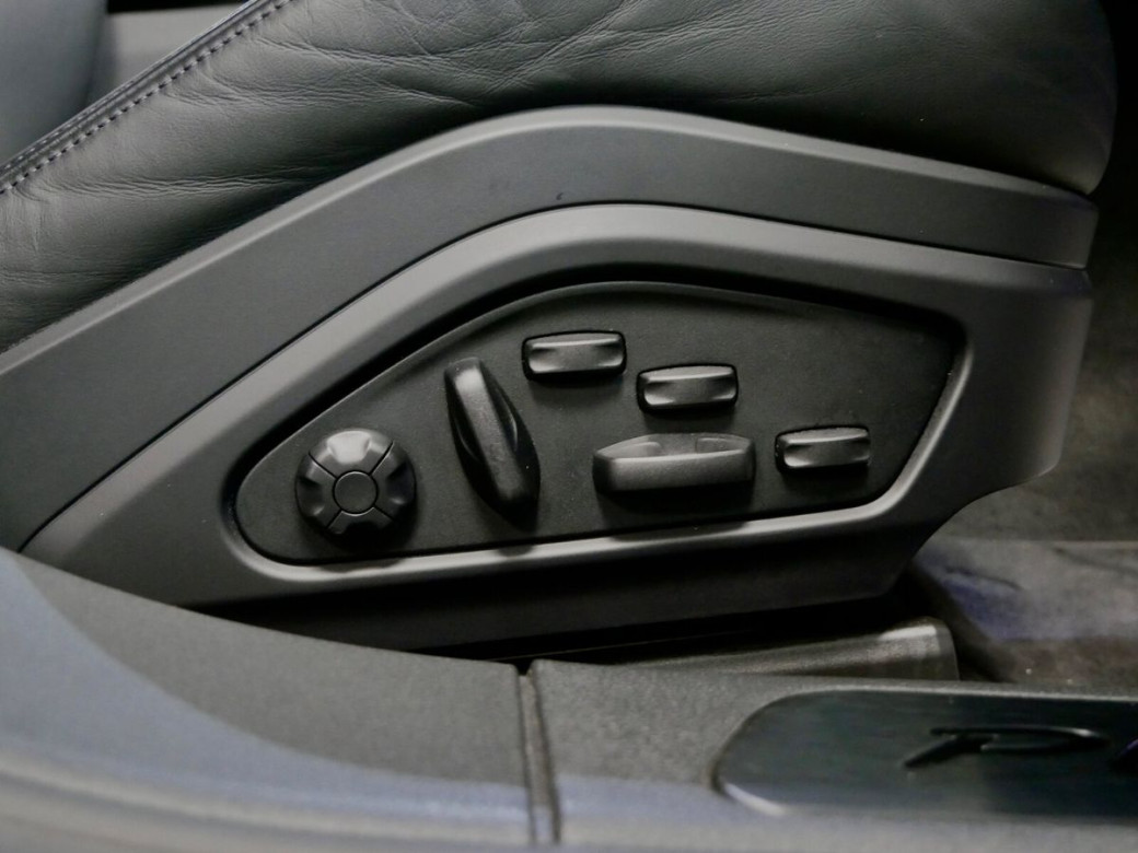2023 Porsche Panamera