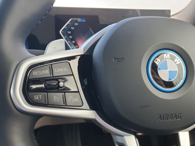 2026 BMW 330