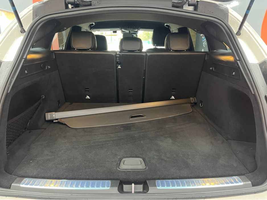 2021 Mercedes-Benz EQC