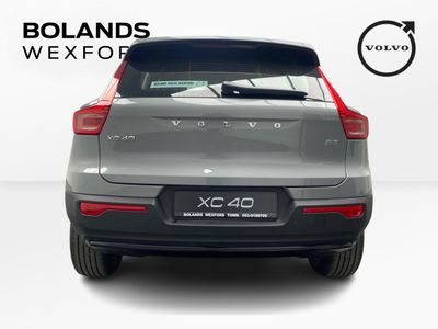2026 Volvo XC40