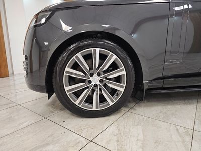 2025 Land Rover Range Rover