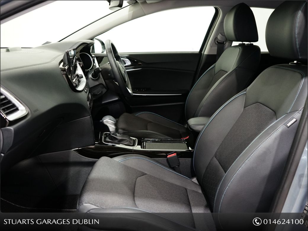 2023 Kia XCeed