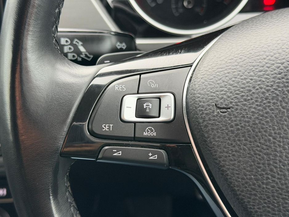 2018 Volkswagen Touran