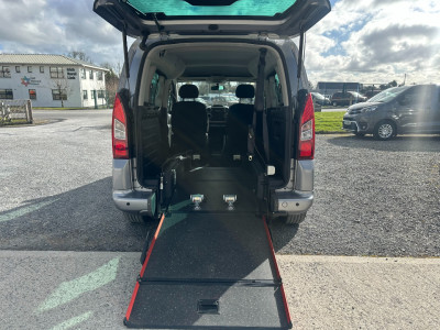 2017 Peugeot Partner Tepee