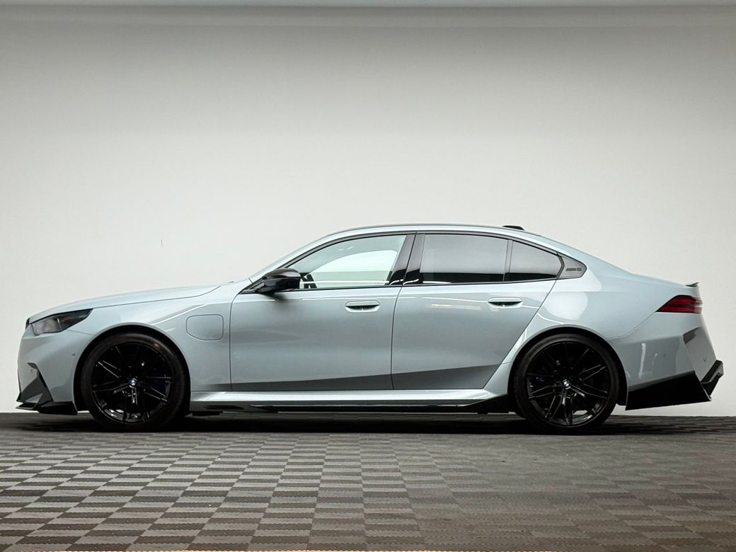 2026 BMW M5