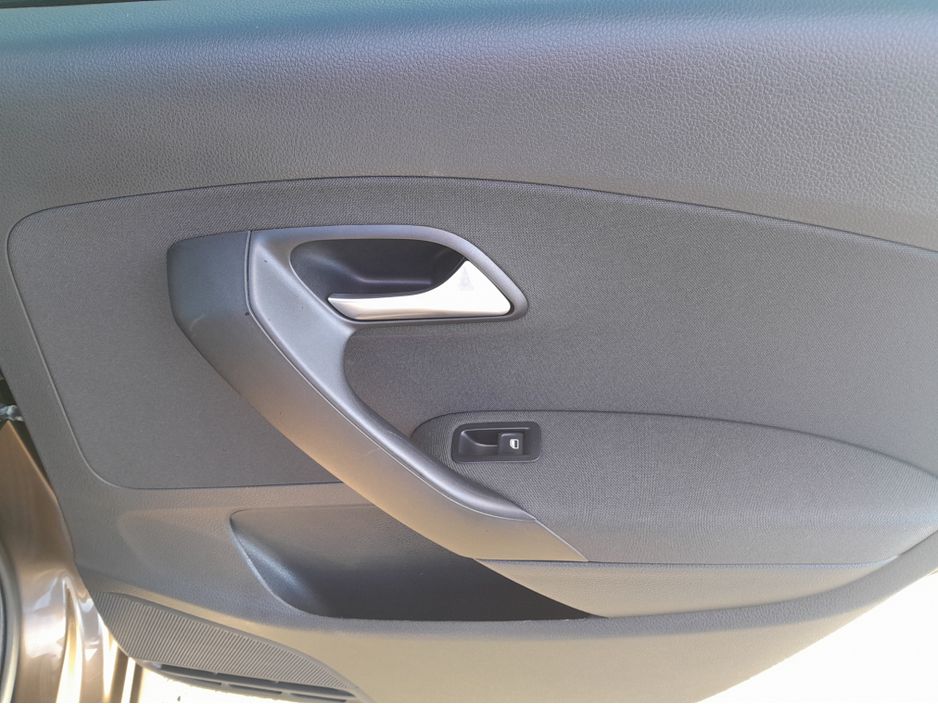 2016 Volkswagen Polo