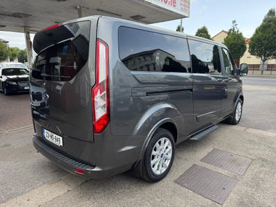 2023 Ford Tourneo