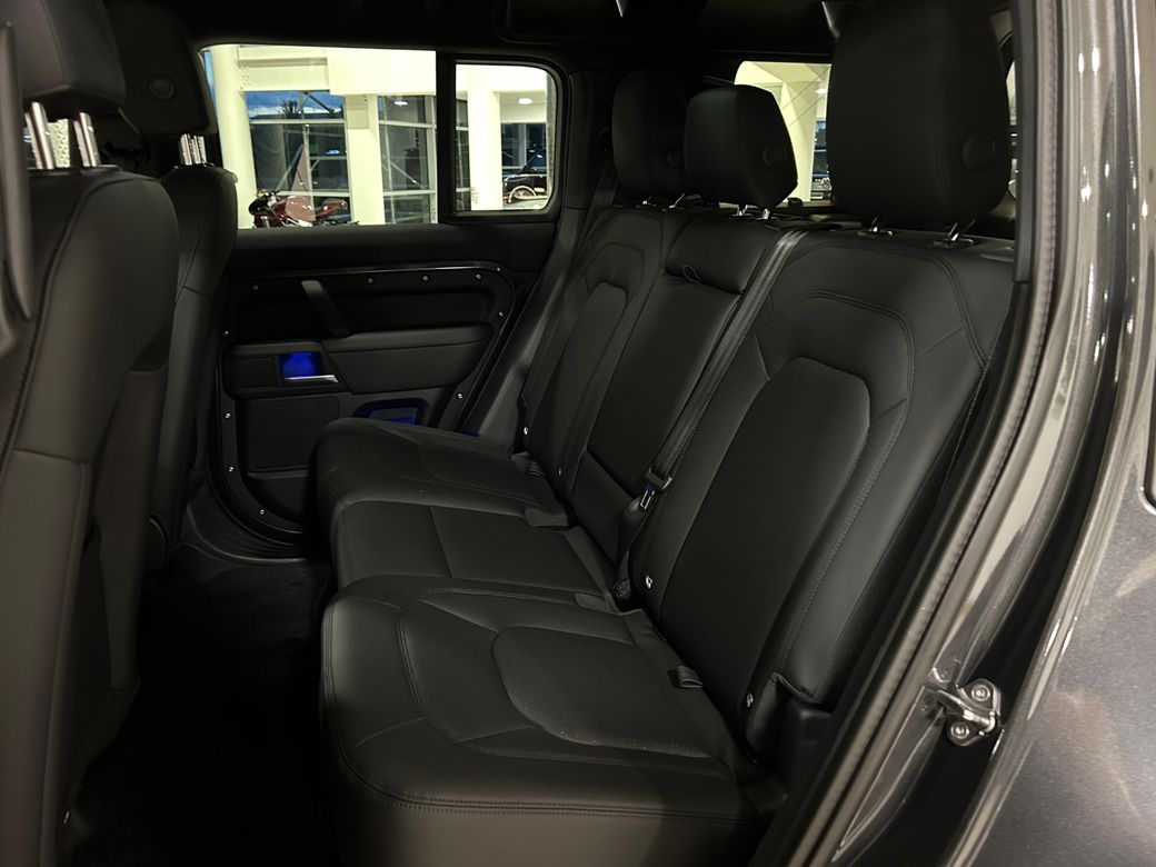 2025 Land Rover Defender
